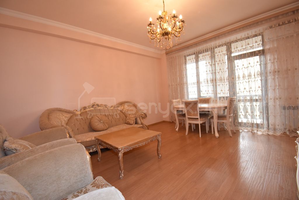 4 Սենյականոց Բնակարան Նորակառույցում, 140քմ, 3/8 հարկ, Կապիտալ Վերանորոգված