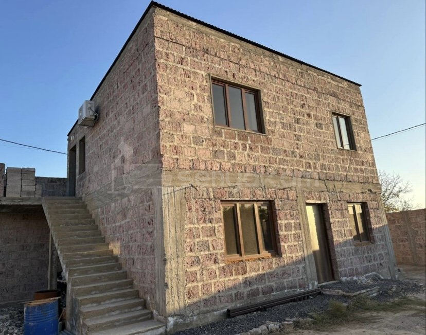 4 Սենյականոց Սեփական Տուն, 130քմ, Կապիտալ Վերանորոգված