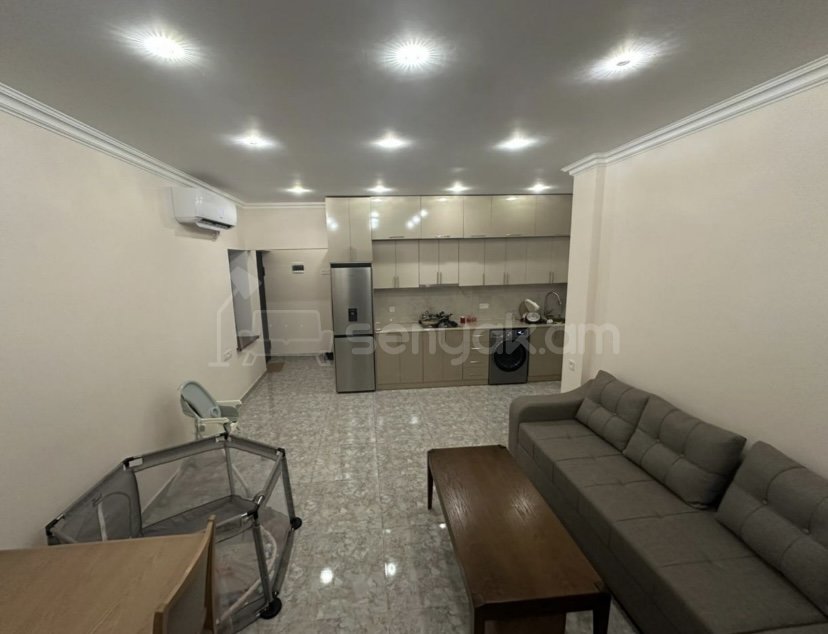 4 Սենյականոց Սեփական Տուն, 130քմ, Կապիտալ Վերանորոգված