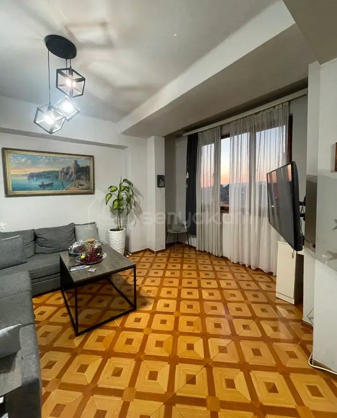 2 Սենյականոց Բնակարան, 42քմ, 9/9 հարկ, Կոսմետիկ Վերանորոգված