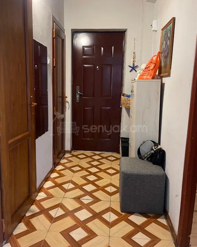 2 Սենյականոց Բնակարան, 42քմ, 9/9 հարկ, Կոսմետիկ Վերանորոգված