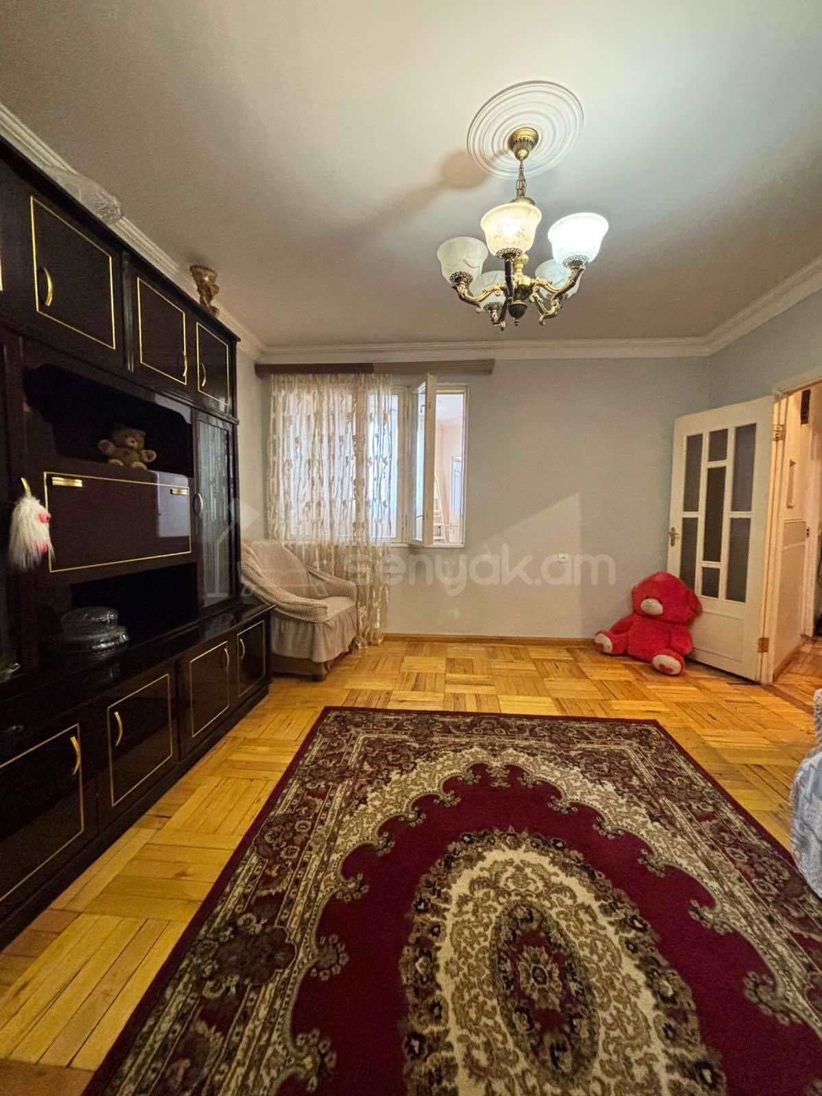 3 Սենյականոց Բնակարան, 61քմ, 15/16 հարկ, Նորմալ Վիճակում