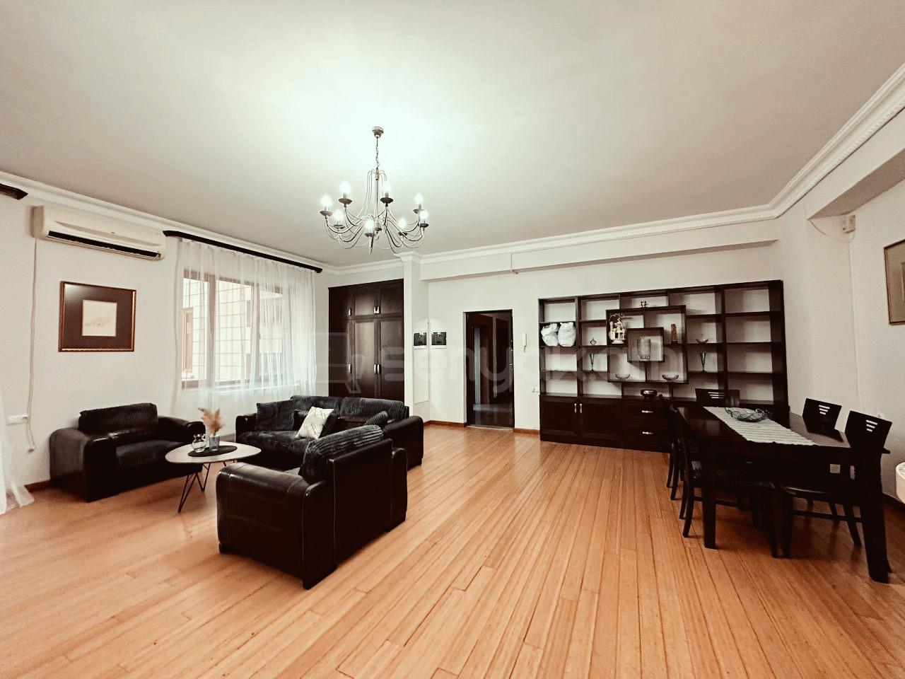 3 Սենյականոց Բնակարան, 110քմ, 4/10 հարկ, Կապիտալ Վերանորոգված, Կահավորված, Արևկող