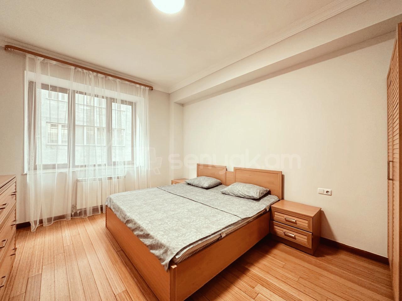 3 Սենյականոց Բնակարան, 110քմ, 4/10 հարկ, Կապիտալ Վերանորոգված, Կահավորված, Արևկող