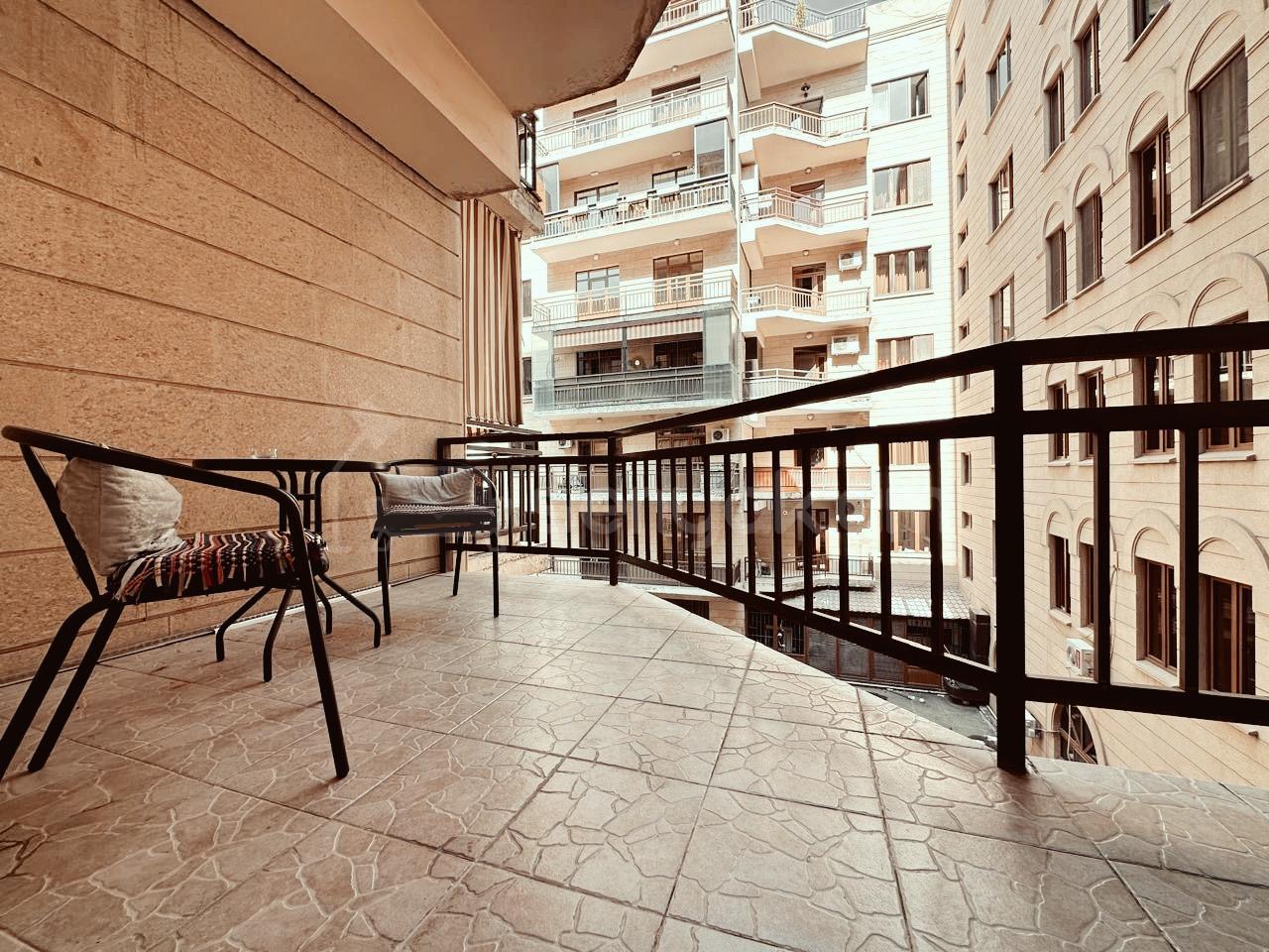 3 Սենյականոց Բնակարան, 110քմ, 4/10 հարկ, Կապիտալ Վերանորոգված, Կահավորված, Արևկող