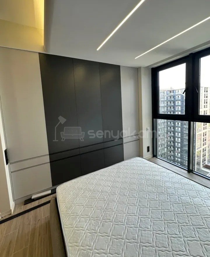 2 Սենյականոց Բնակարան Նորակառույցում, 46քմ, 16/18 հարկ, Կապիտալ Վերանորոգված