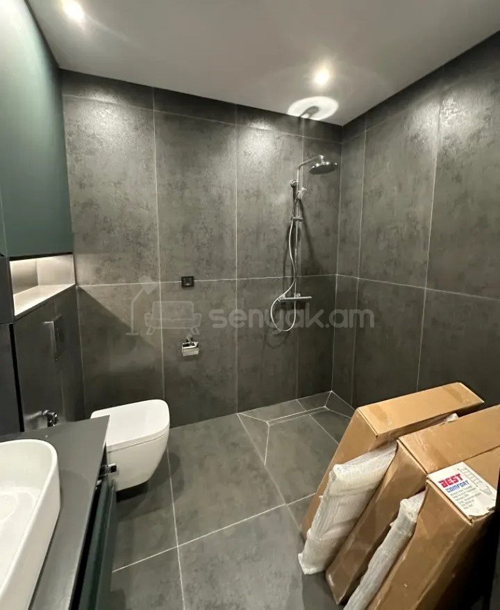 2 Սենյականոց Բնակարան Նորակառույցում, 46քմ, 16/18 հարկ, Կապիտալ Վերանորոգված