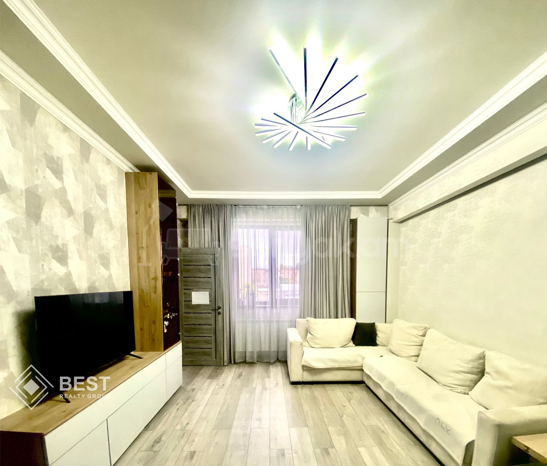 3 Սենյականոց Բնակարան Նորակառույցում, 65քմ, 3/14 հարկ, Կապիտալ Վերանորոգված