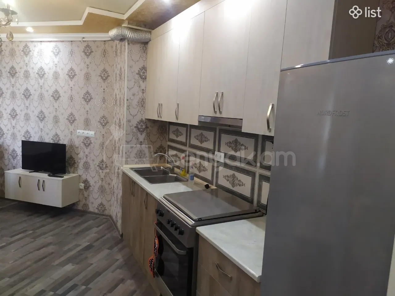 2 Սենյականոց Բնակարան, 64քմ, 8/16 հարկ, Կապիտալ Վերանորոգված, Կահավորված, Արևկող