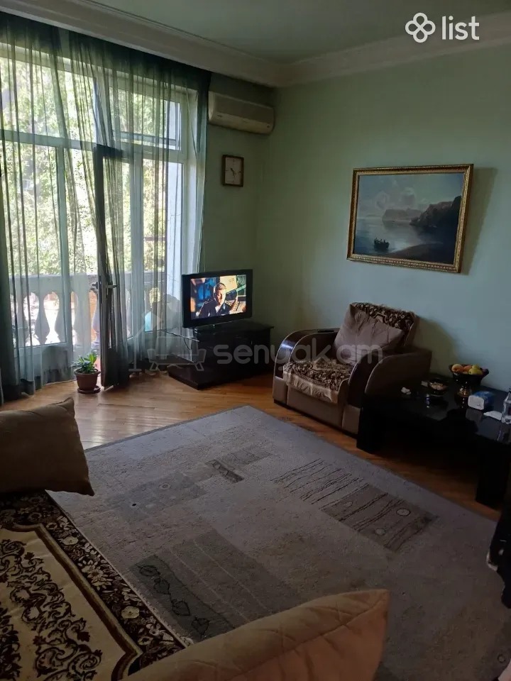 3 Սենյականոց Բնակարան Քարե Շենքում, 56քմ, 3/5 հարկ, Կապիտալ Վերանորոգված, Կահավորված, Արևկող