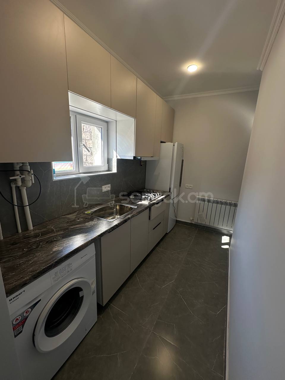 2 Սենյականոց Բնակարան Քարե Շենքում, 60քմ, 1/2 հարկ, Կապիտալ Վերանորոգված, Կահավորված