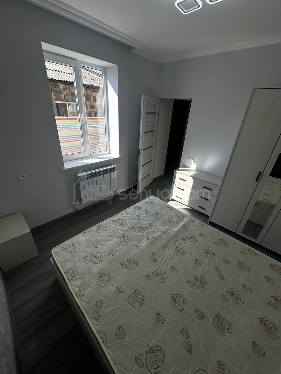 2 Սենյականոց Բնակարան Քարե Շենքում, 60քմ, 1/2 հարկ, Կապիտալ Վերանորոգված, Կահավորված