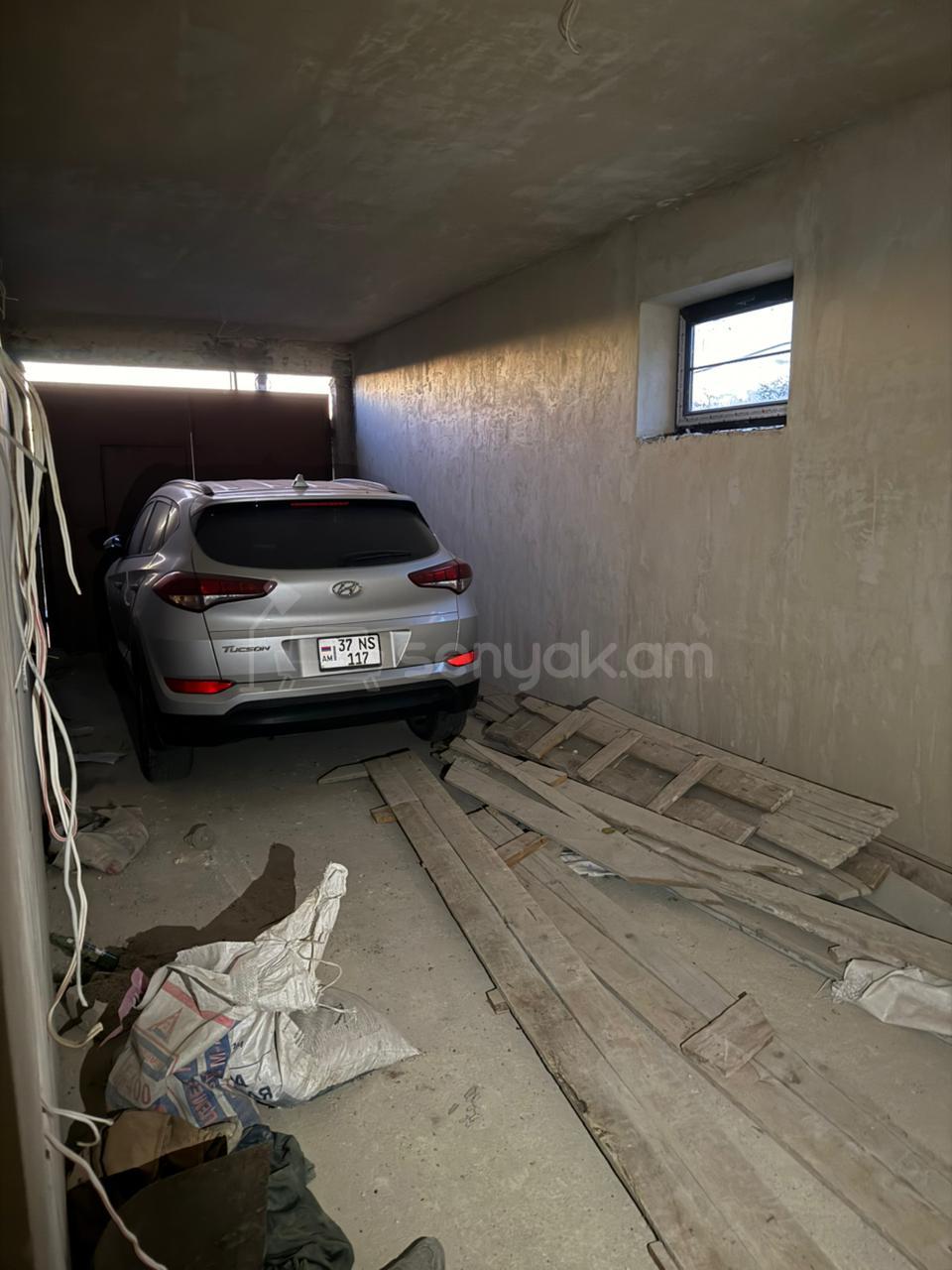 4 Սենյականոց Սեփական Տուն, 256քմ, Ավտոտնակով