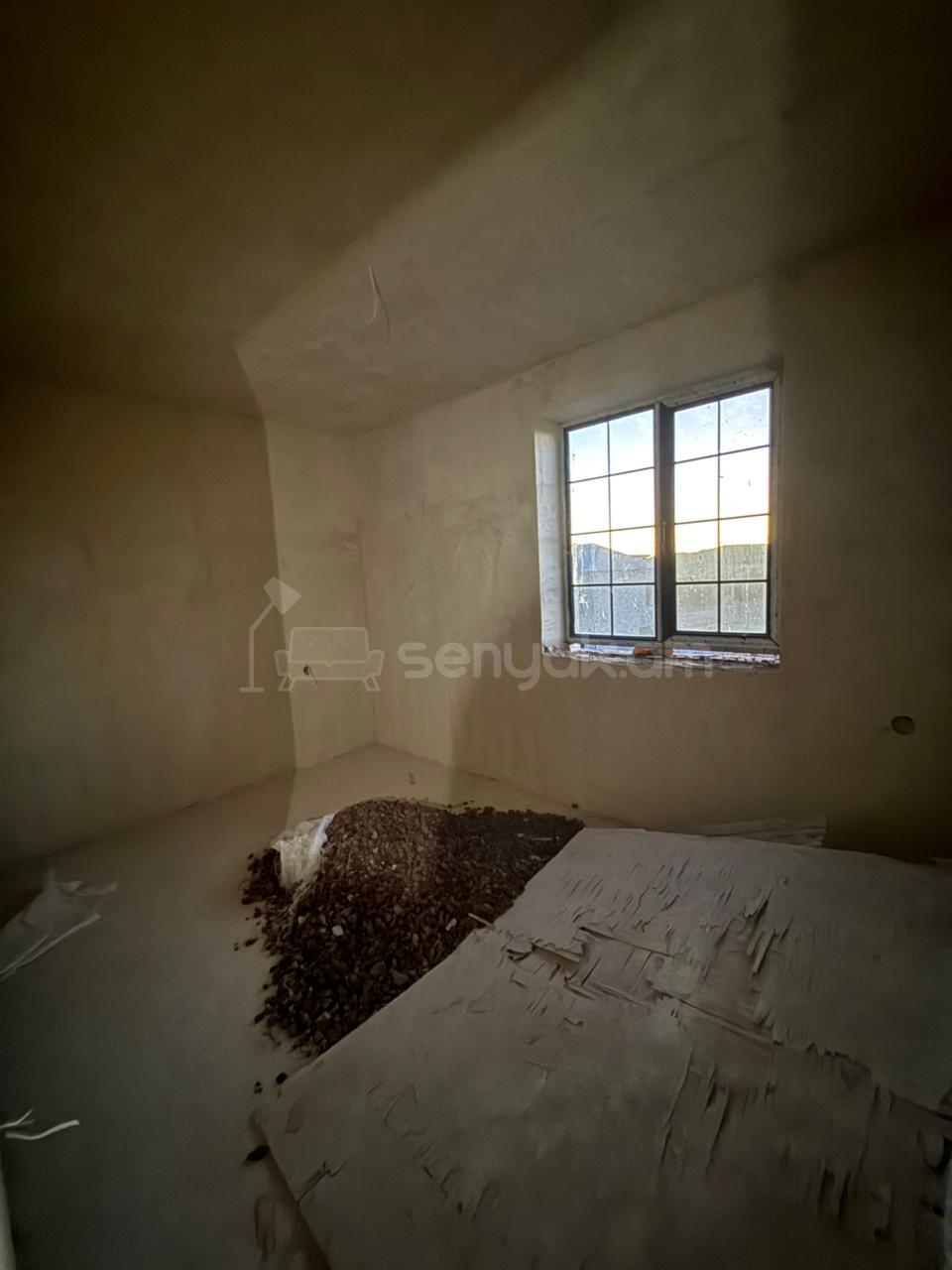 4 Սենյականոց Սեփական Տուն, 256քմ, Ավտոտնակով