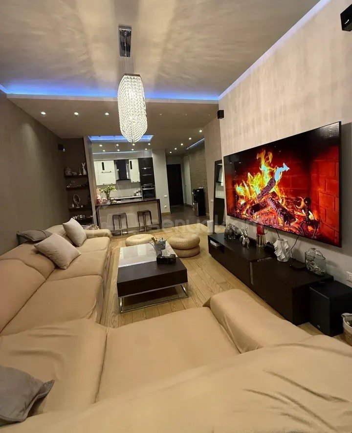 2 Սենյականոց Բնակարան Նորակառույցում, 76քմ, 12/16 հարկ, Դիզայներական Վերանորոգված