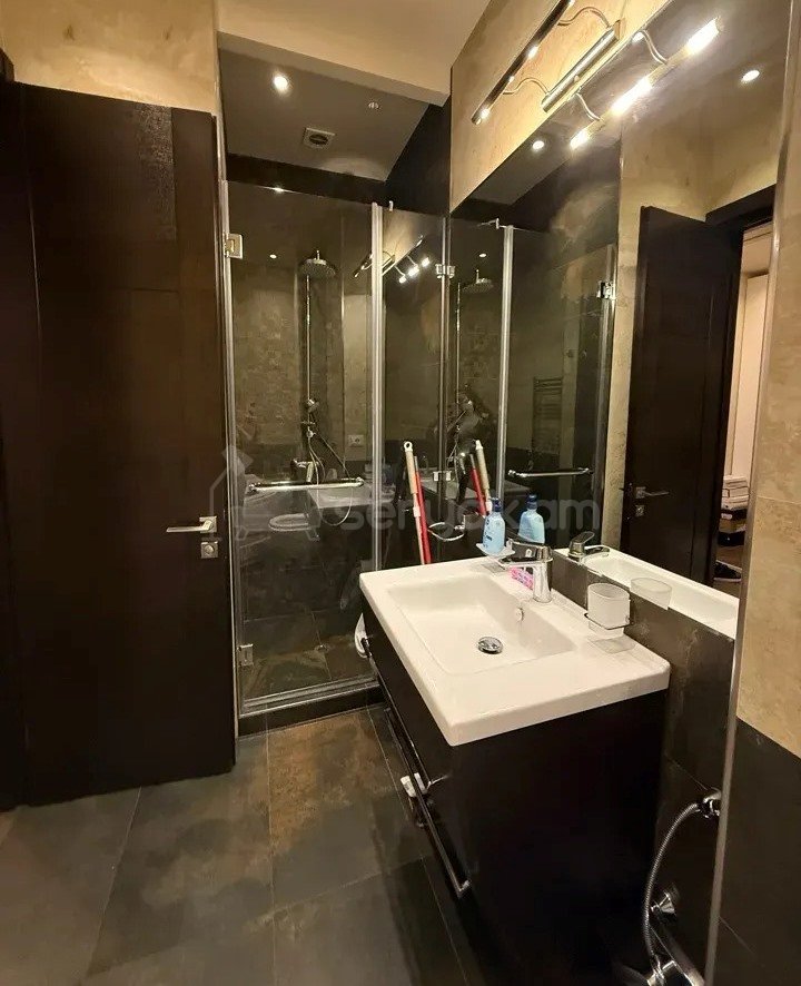 2 Սենյականոց Բնակարան Նորակառույցում, 76քմ, 12/16 հարկ, Դիզայներական Վերանորոգված