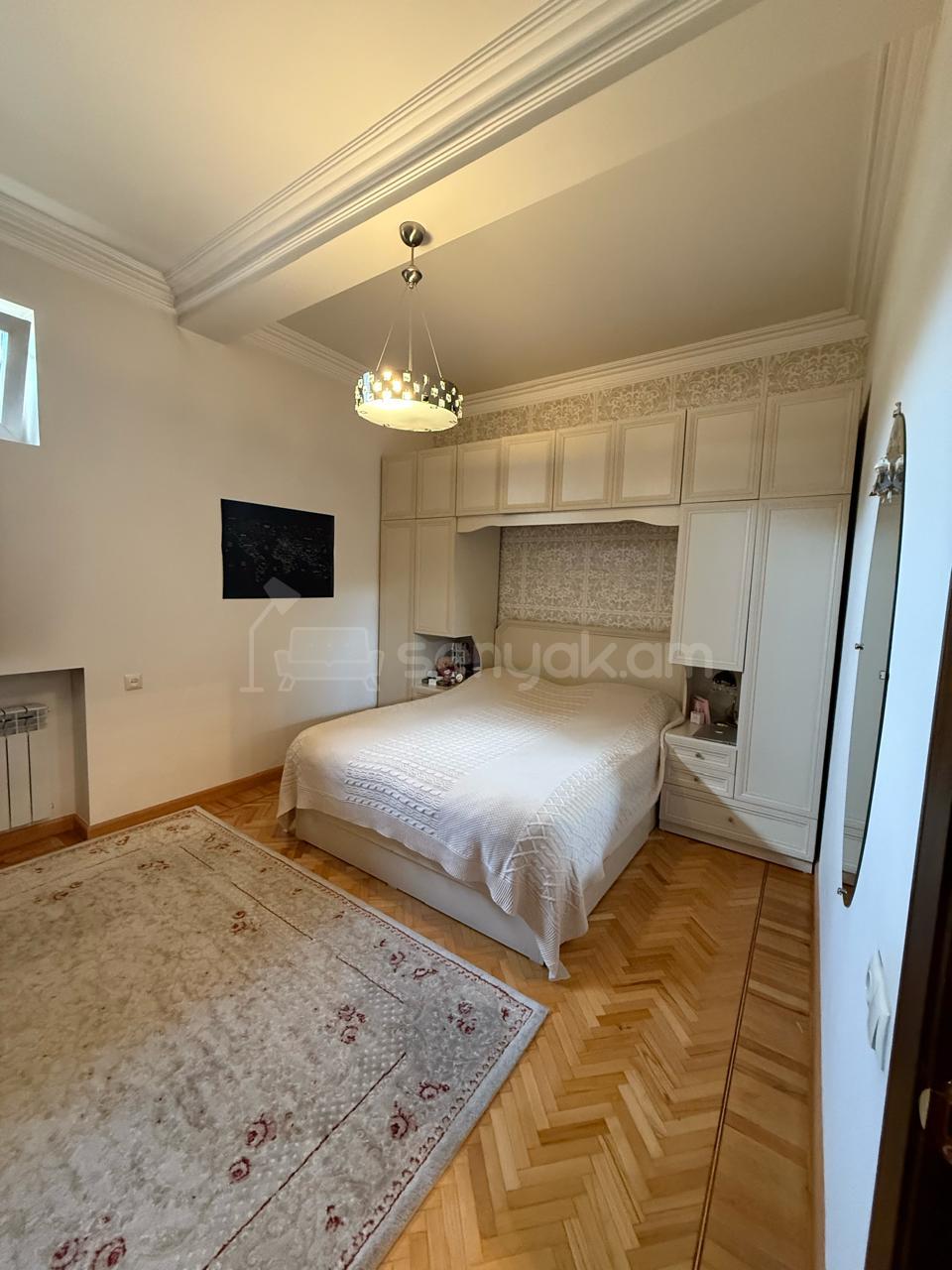 4 Սենյականոց Սեփական Տուն, 288քմ, Կապիտալ Վերանորոգված, Ավտոտնակով