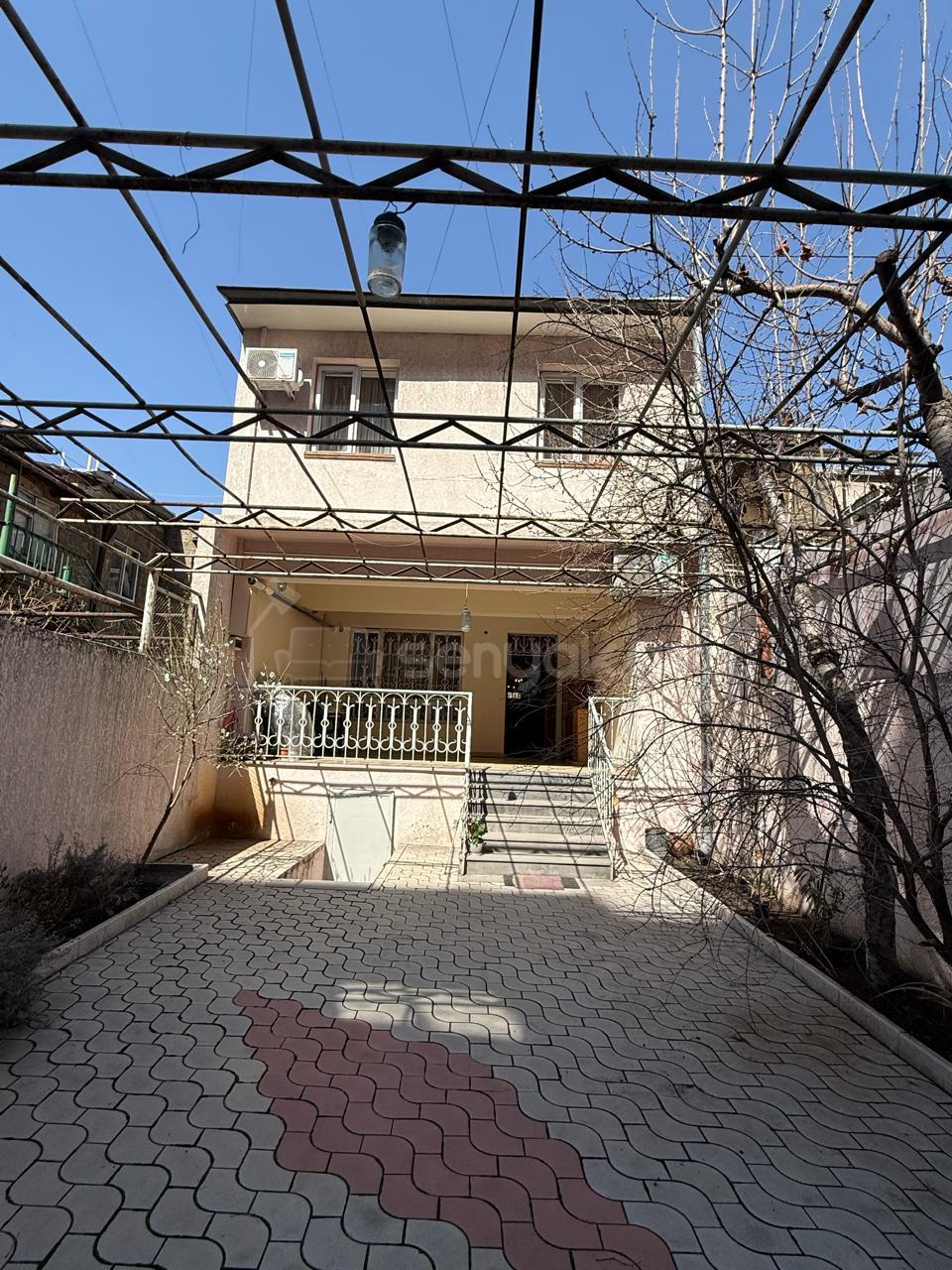 4 Սենյականոց Սեփական Տուն, 288քմ, Կապիտալ Վերանորոգված, Ավտոտնակով