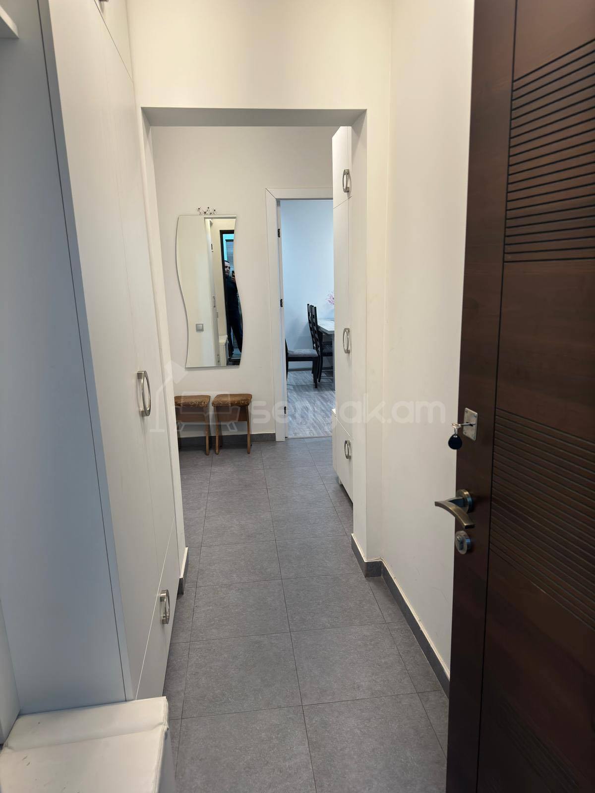 2 Սենյականոց Բնակարան Քարե Շենքում, 60քմ, 2/9 հարկ, Կապիտալ Վերանորոգված, Կահավորված, Արևկող