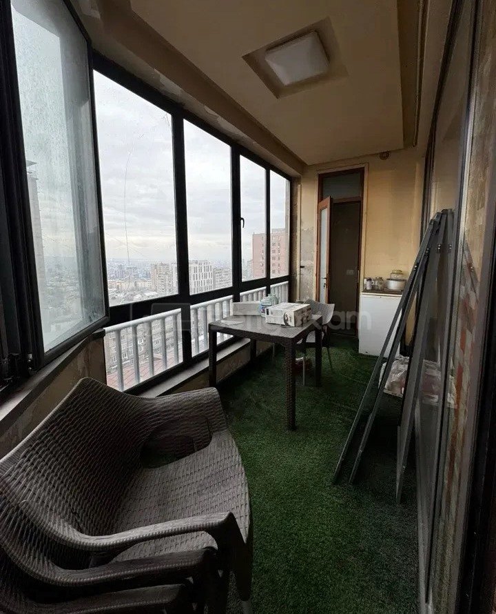 3 Սենյականոց Բնակարան Նորակառույցում, 240քմ, 10/10 հարկ, Կապիտալ Վերանորոգված