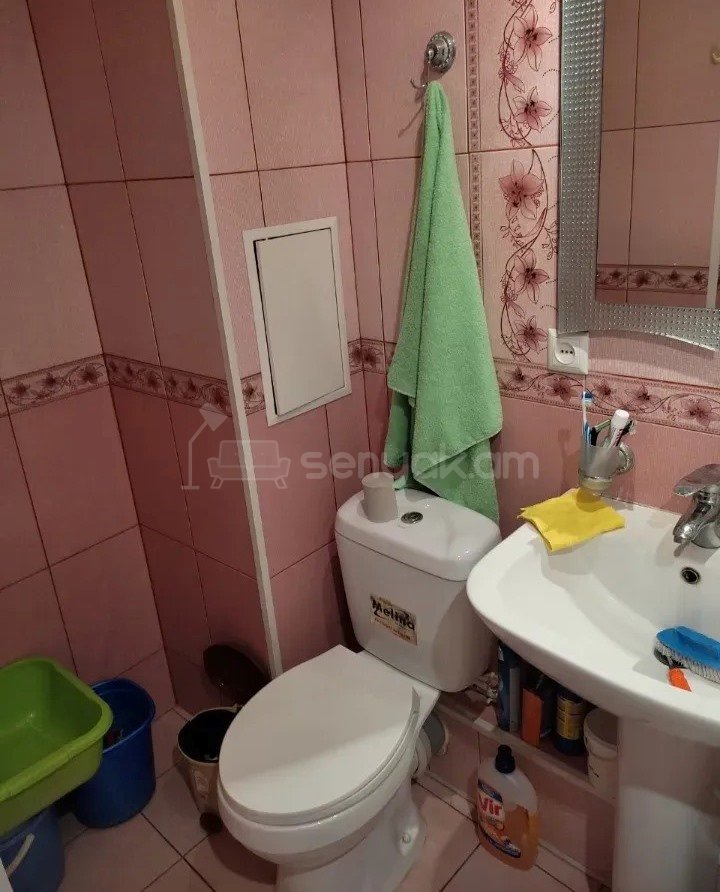 2 Սենյականոց Բնակարան Քարե Շենքում, 64քմ, 2/5 հարկ, Կապիտալ Վերանորոգված