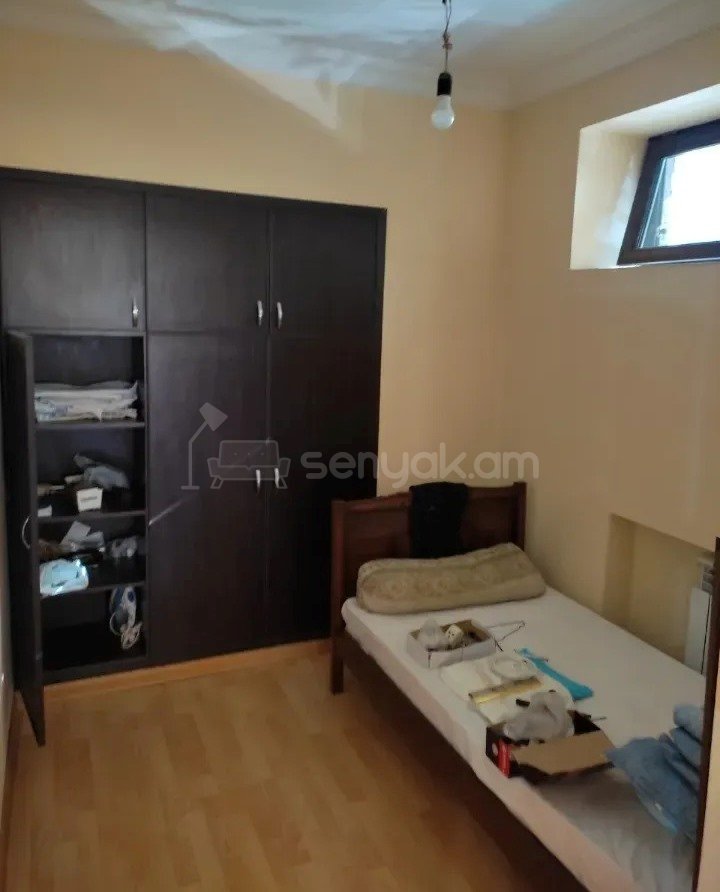 2 Սենյականոց Բնակարան Քարե Շենքում, 64քմ, 2/5 հարկ, Կապիտալ Վերանորոգված