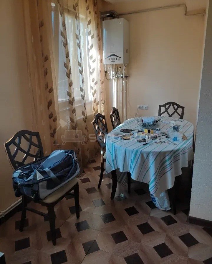 2 Սենյականոց Բնակարան Քարե Շենքում, 64քմ, 2/5 հարկ, Կապիտալ Վերանորոգված