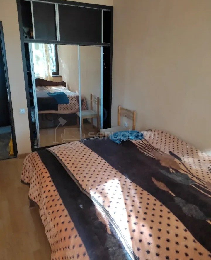 2 Սենյականոց Բնակարան Քարե Շենքում, 64քմ, 2/5 հարկ, Կապիտալ Վերանորոգված