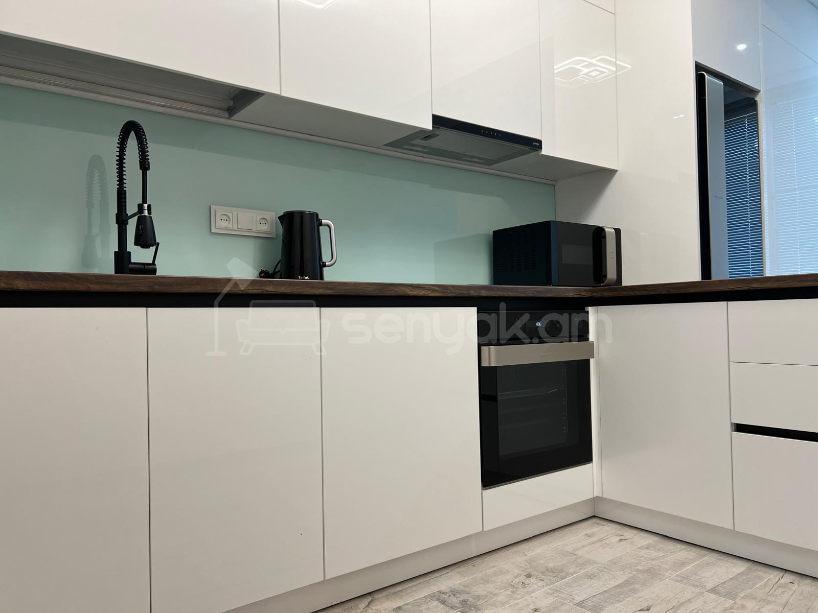 2 Սենյականոց Բնակարան, 86քմ, 6/9 հարկ, Դիզայներական Վերանորոգված