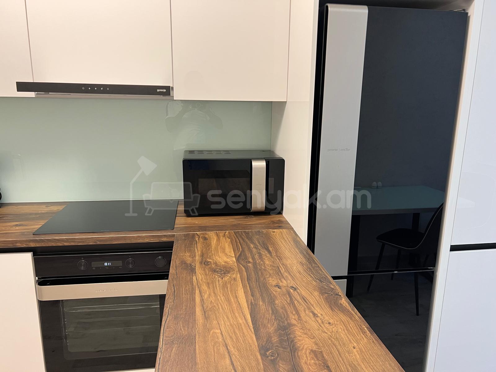 2 Սենյականոց Բնակարան, 86քմ, 6/9 հարկ, Դիզայներական Վերանորոգված