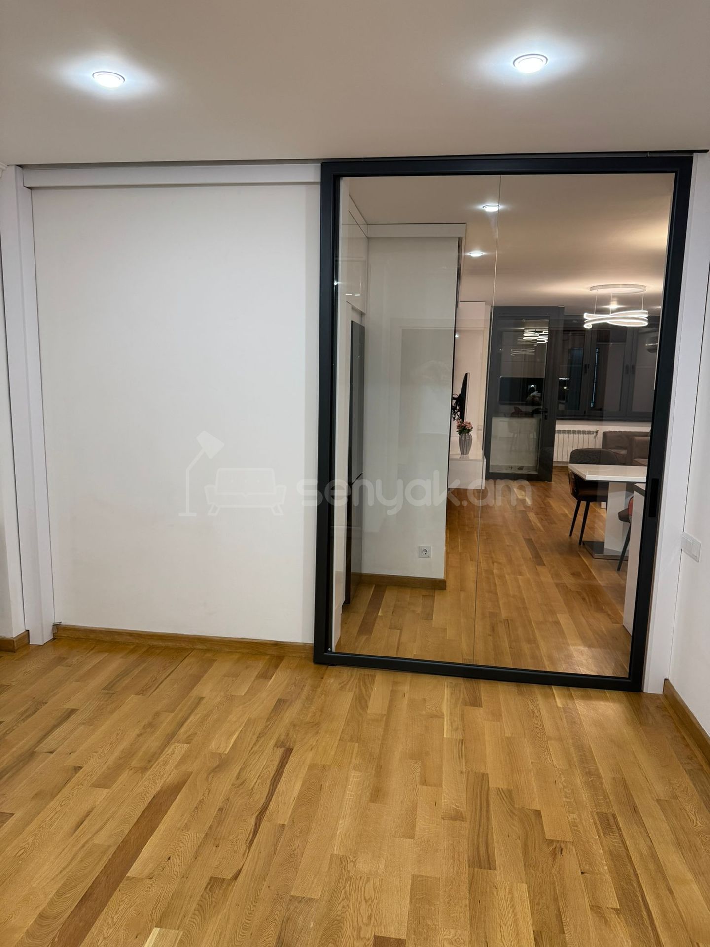 3 Սենյականոց Բնակարան, 80քմ, 8/9 հարկ, Կապիտալ Վերանորոգված