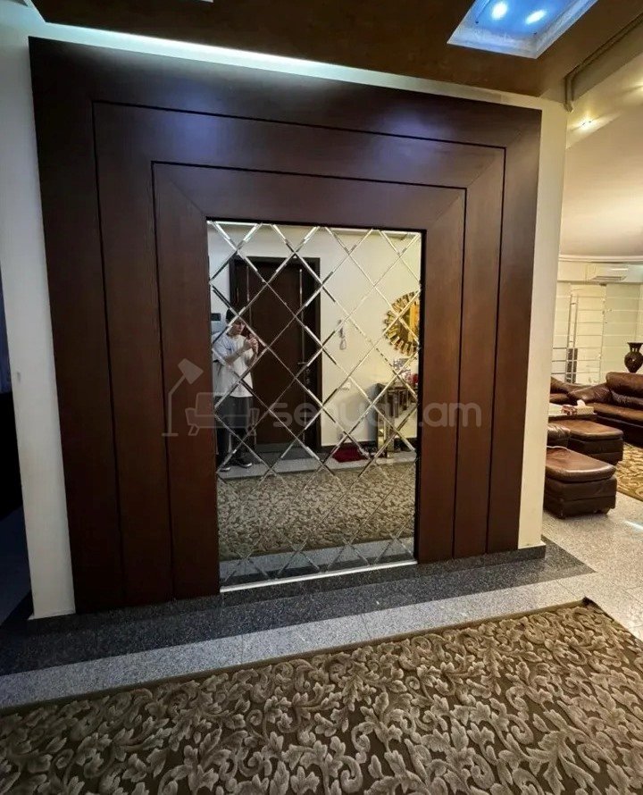 3 Սենյականոց Բնակարան Նորակառույցում, 240քմ, 10/10 հարկ, Կապիտալ Վերանորոգված