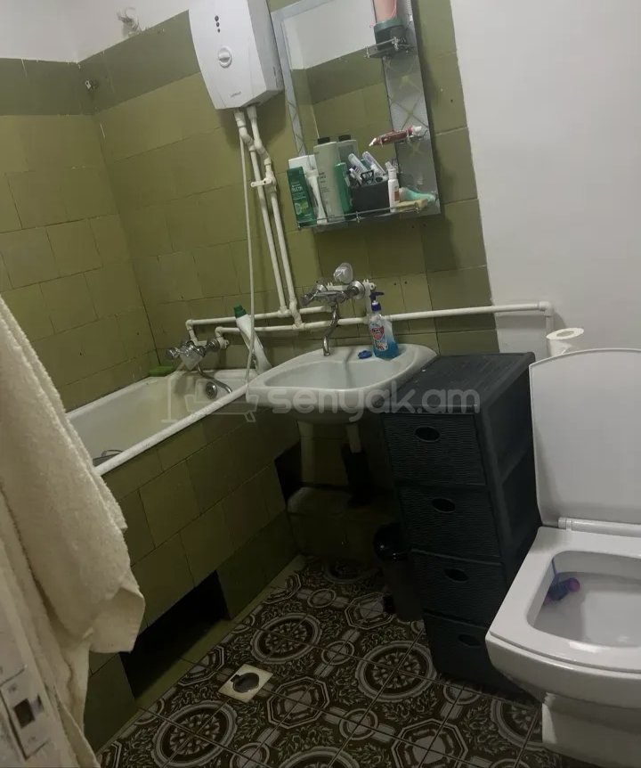 2 Սենյականոց Բնակարան, 54քմ, 3/9 հարկ, Նորմալ Վիճակում, Կահավորված