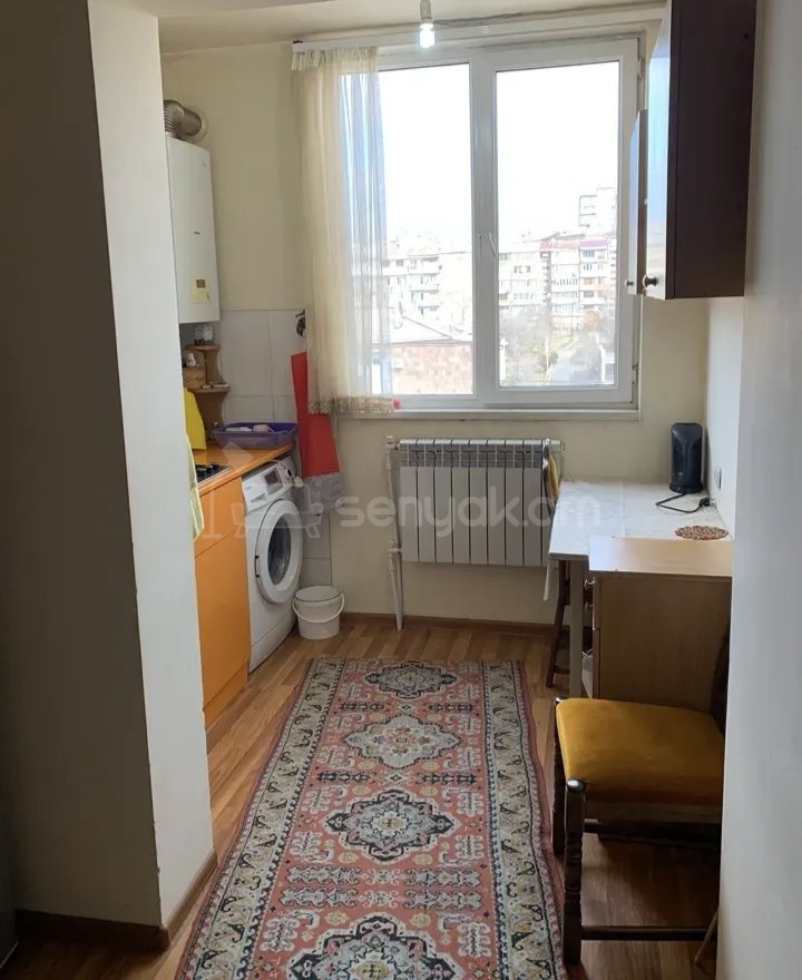 1 Սենյականոց Բնակարան, 48քմ, 7/14 հարկ, Կապիտալ Վերանորոգված, Կահավորված, Արևկող