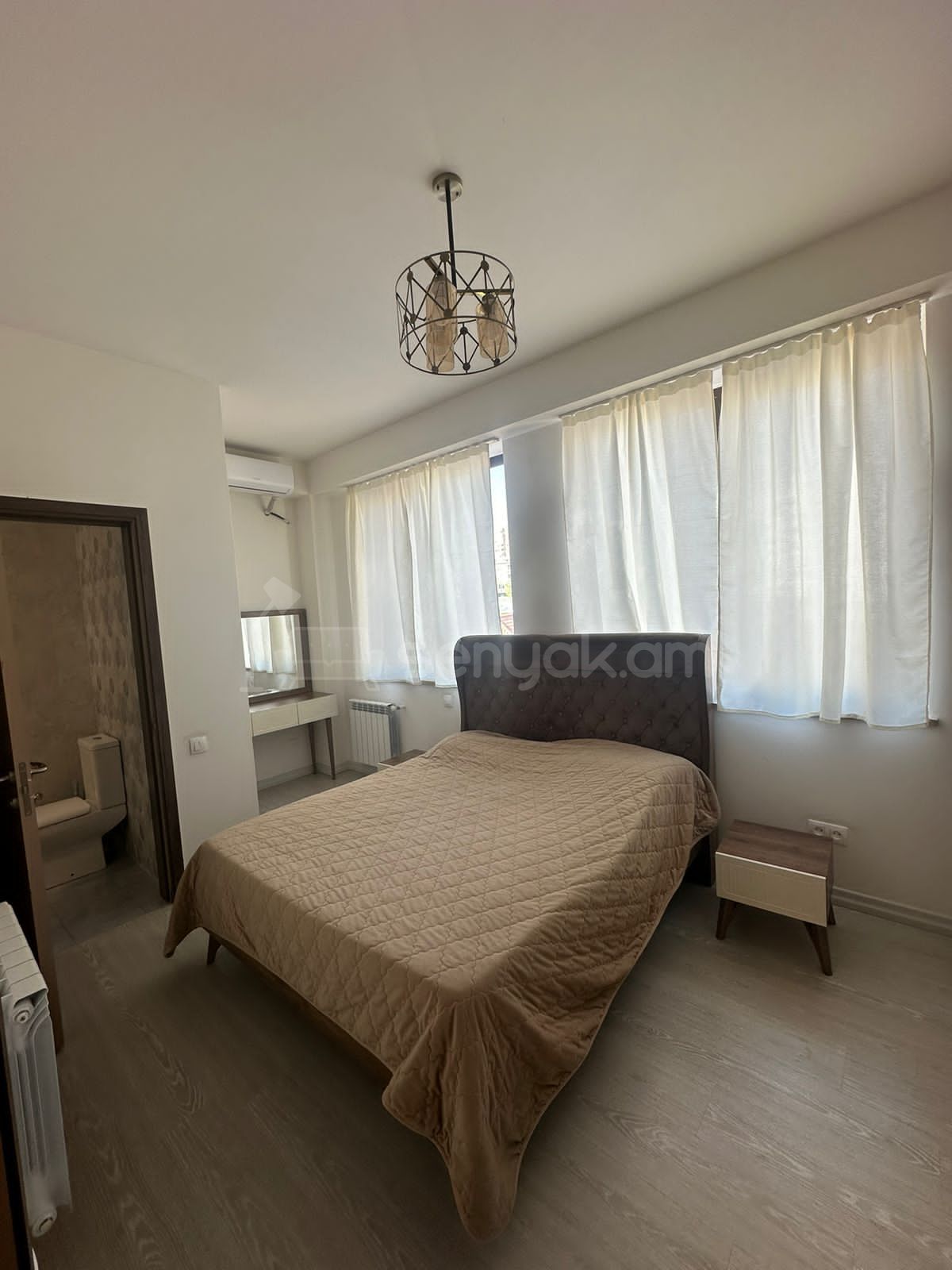 3 Սենյականոց Բնակարան Նորակառույցում, 110քմ, 4/12 հարկ, Դիզայներական Վերանորոգված, Կահավորված