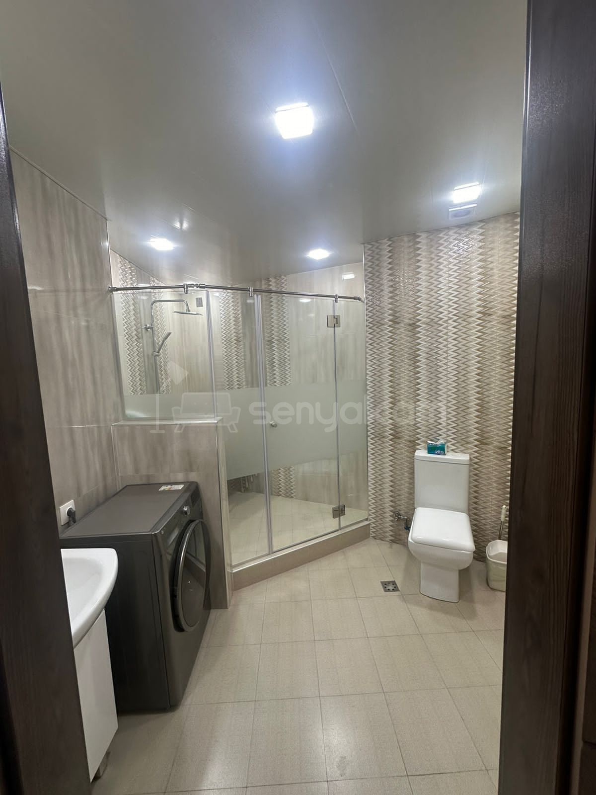 3 Սենյականոց Բնակարան Նորակառույցում, 110քմ, 4/12 հարկ, Դիզայներական Վերանորոգված, Կահավորված