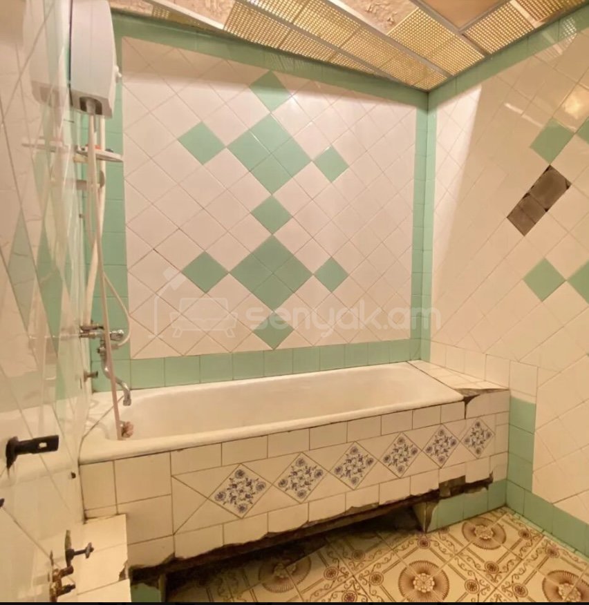 3 Սենյականոց Բնակարան, 94քմ, 4/16 հարկ, Նորմալ Վիճակում, Կահավորված