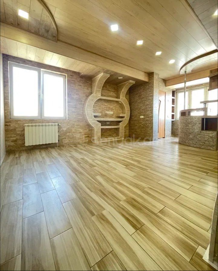 3 Սենյականոց Բնակարան, 70քմ, 10/14 հարկ, Դիզայներական Վերանորոգված, Կահավորված