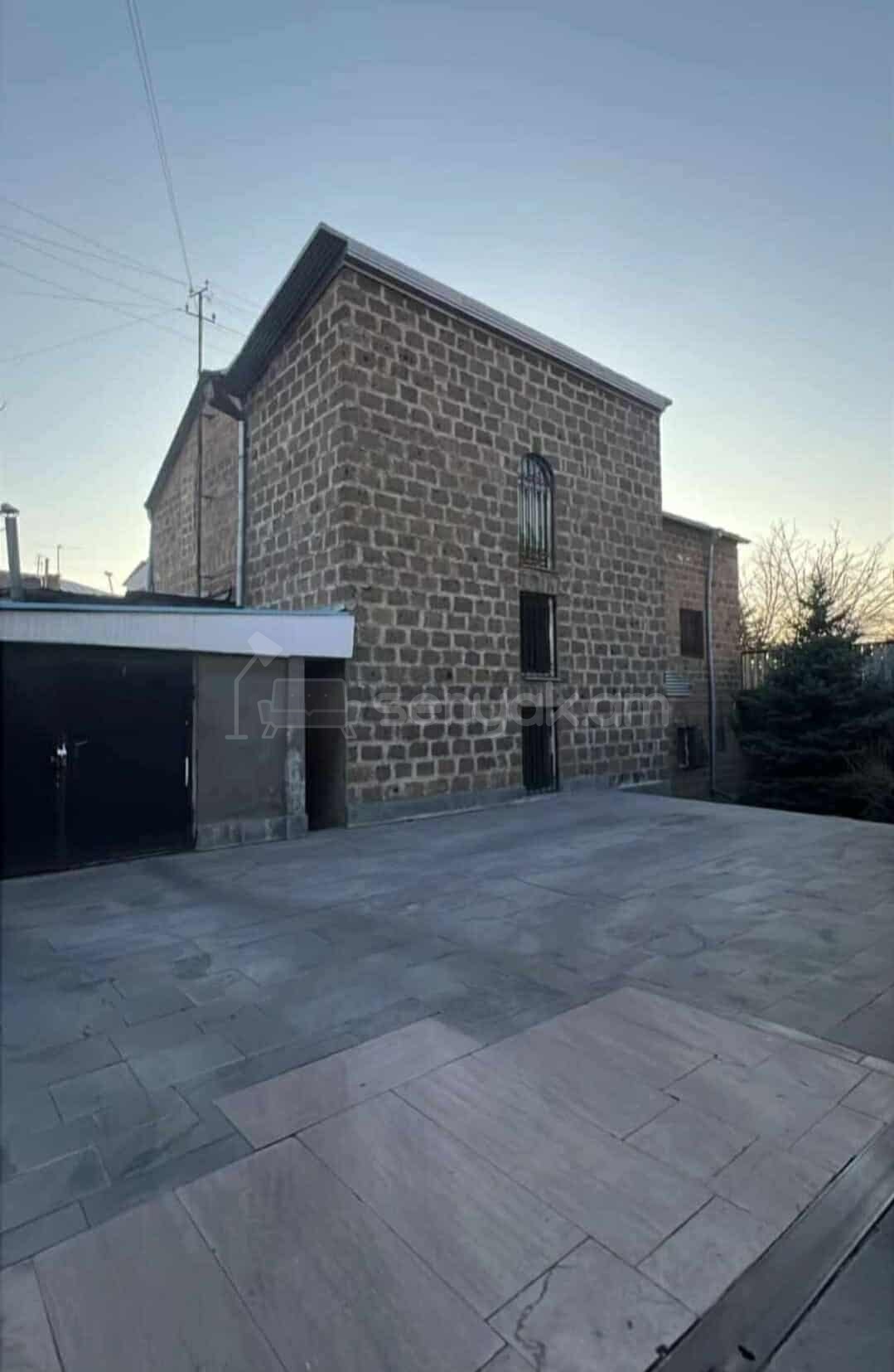 7 Սենյականոց Շքեղ Առանձնատուն, 600քմ, Ավտոտնակով