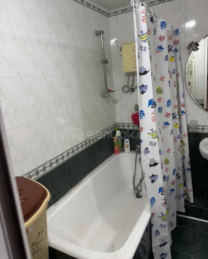 4 Սենյականոց Բնակարան, 90քմ, 7/14 հարկ, Նորմալ Վիճակում, Կահավորված