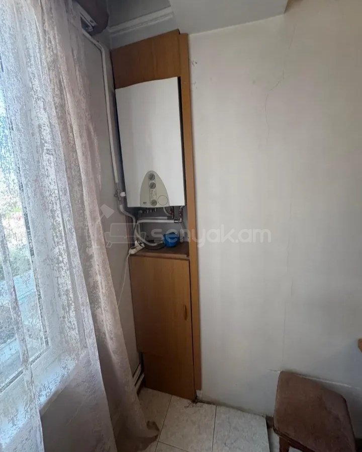 4 Սենյականոց Բնակարան, 90քմ, 7/14 հարկ, Նորմալ Վիճակում, Կահավորված