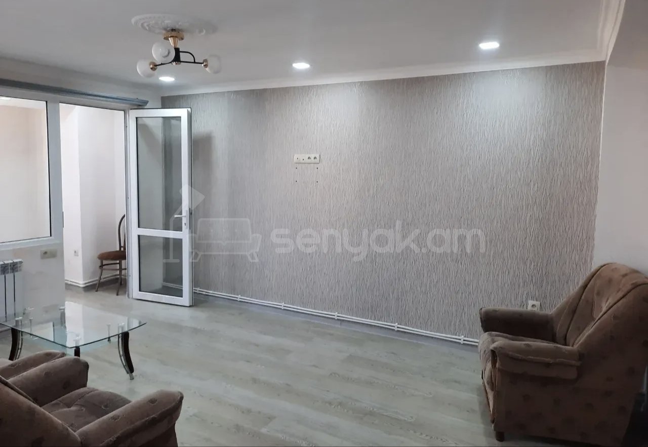 2 Սենյականոց Բնակարան, 58քմ, 3/9 հարկ, Կապիտալ Վերանորոգված, Կահավորված, Արևկող