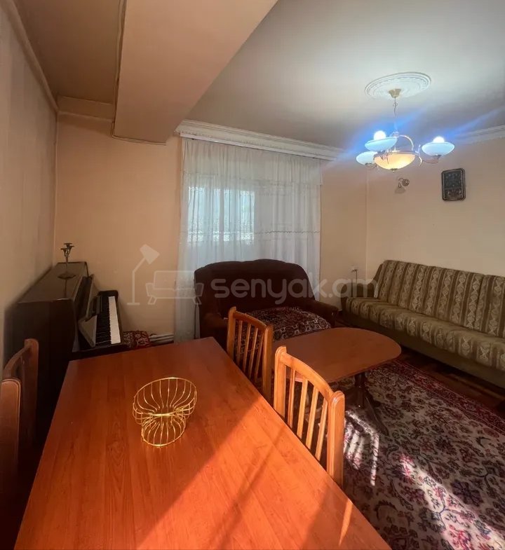 2 Սենյականոց Բնակարան, 48քմ, 4/9 հարկ, Նորմալ Վիճակում, Կահավորված, Արևկող