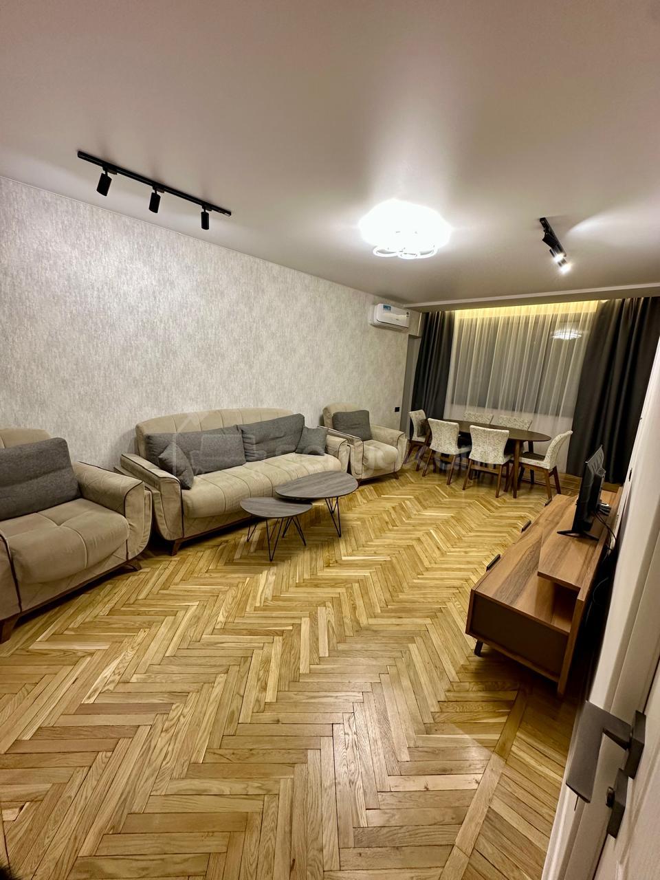 2 Սենյականոց Բնակարան, 55քմ, 5/9 հարկ, Կապիտալ Վերանորոգված, Կահավորված, Արևկող