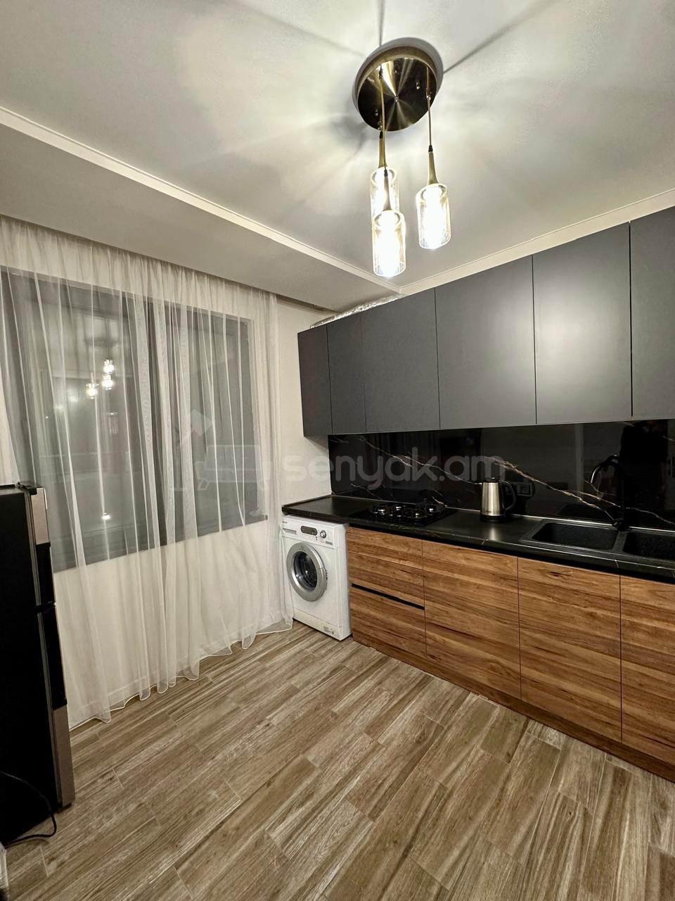 2 Սենյականոց Բնակարան, 55քմ, 5/9 հարկ, Կապիտալ Վերանորոգված, Կահավորված, Արևկող