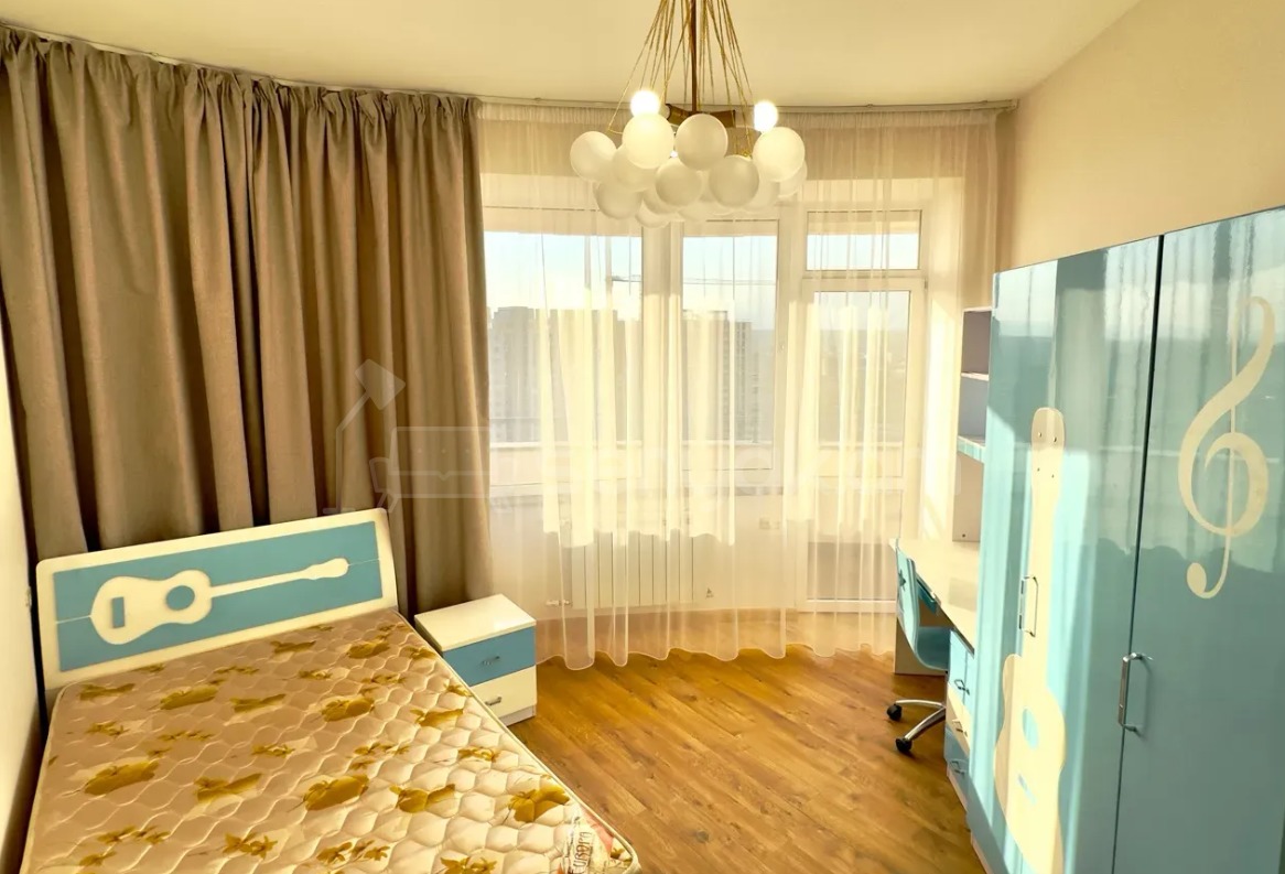 4 Սենյականոց Բնակարան Նորակառույցում, 183քմ, 14/19 հարկ, Դիզայներական Վերանորոգված, Կահավորված, Արևկող