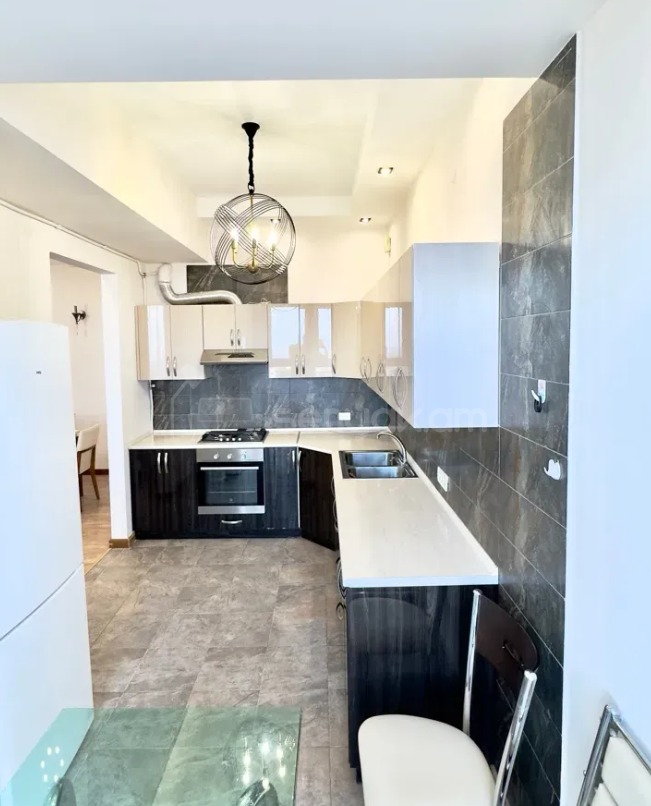 4 Սենյականոց Բնակարան Նորակառույցում, 183քմ, 14/19 հարկ, Դիզայներական Վերանորոգված, Կահավորված, Արևկող