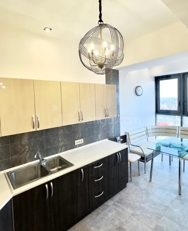 4 Սենյականոց Բնակարան Նորակառույցում, 183քմ, 14/19 հարկ, Դիզայներական Վերանորոգված, Կահավորված, Արևկող