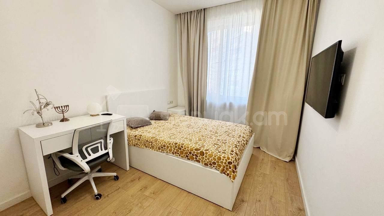 3 Սենյականոց Բնակարան Նորակառույցում, 85քմ, 5/8 հարկ, Կապիտալ Վերանորոգված, Կահավորված, Արևկող