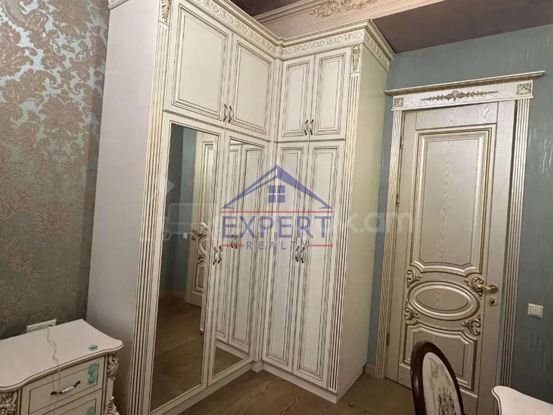 2 Սենյականոց Բնակարան Նորակառույցում, 60քմ, 3/15 հարկ, Դիզայներական Վերանորոգված, Կահավորված, Արևկող